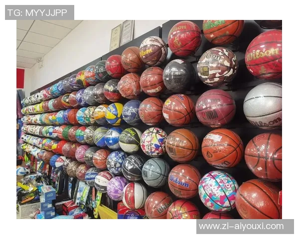 男神薛震空降南大畅谈全球足球篮球文化 男神薛震空降南大畅谈全球足球篮球文化