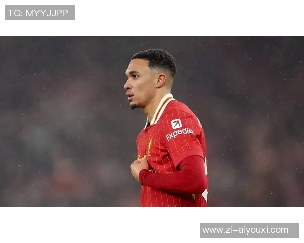 关系不错,阿诺德重返安菲尔德,和索博肩并肩走入球员通道 关系不错,阿诺德重返安菲尔德,和索博肩并肩走入球员通道