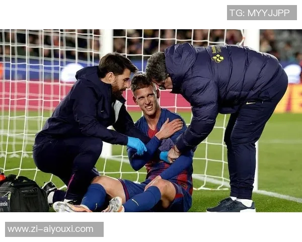 科贝记者曝法兰克福球迷失控:对巴萨球迷区投掷杂物与焰火 科贝记者曝法兰克福球迷失控:对巴萨球迷区投掷杂物与焰火