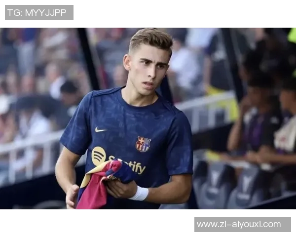 记者:租借签下博纳诺特后,切尔西仍未排除引进费尔明的可能性 记者:租借签下博纳诺特后,切尔西仍未排除引进费尔明的可能性